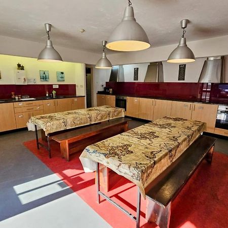 Old Mill Holiday Hostel ウェストポート エクステリア 写真